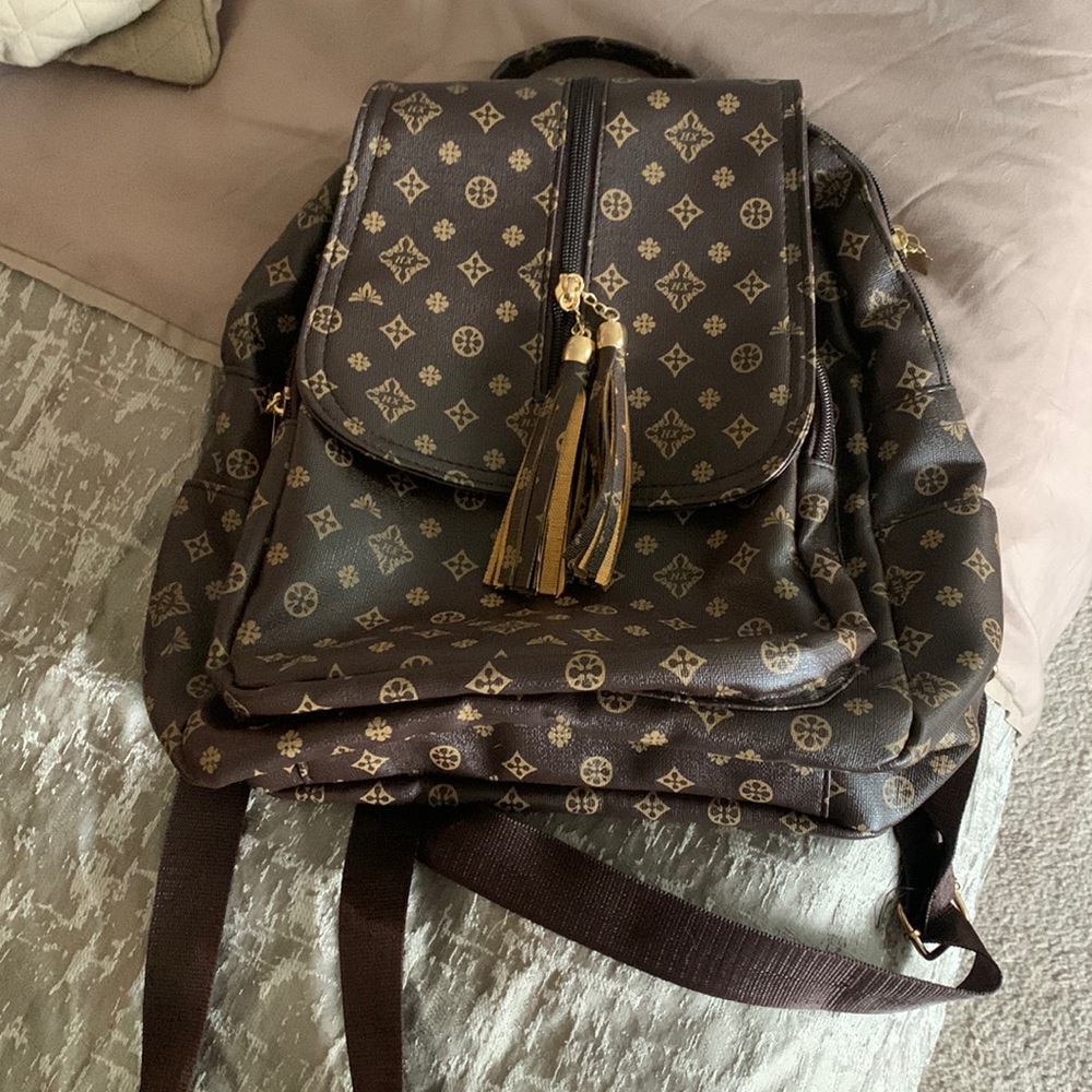 Purse backpack